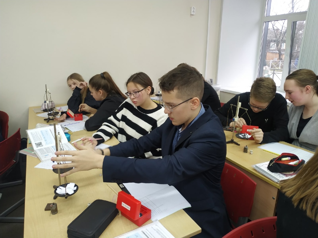 Изучаем, проверяем, анализируем- наши уроки физики Изучаем, проверяем, анализируем- наши уроки физики